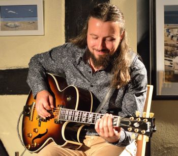 Thomas Guitar Walter Thomas Guitar Walter